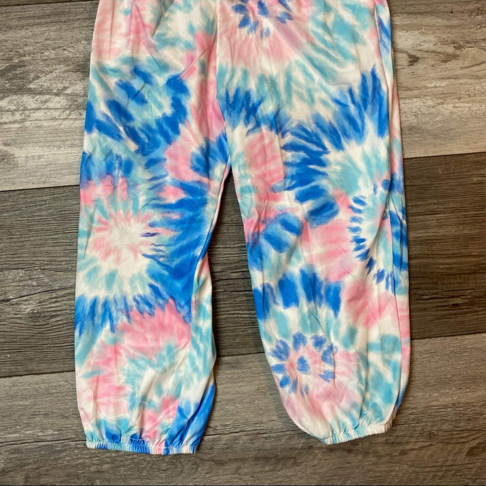 Girls boutique Tie Dye Lounge set NEW - Picture 2 of 5